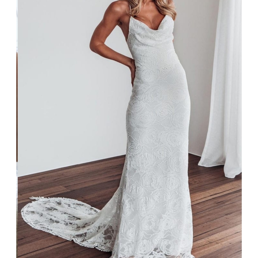 Grace Loves Lace - Honey Rose Wedding Dress